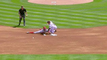 CIN@COL: Hamilton steals second base in the 2nd