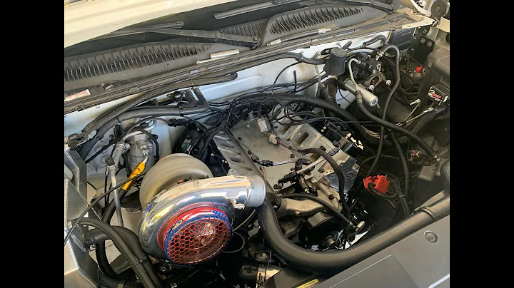 LET'S TALK TECH-NEIGHBORHOO...  GEARHEADS
