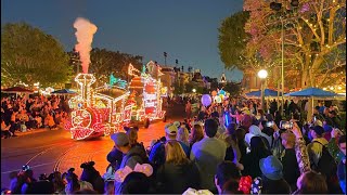 LIVE Amazing Thursday Night At Disneyland Resort! World Of Color, New Merch, Pixar Fest Show!