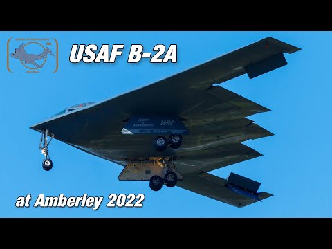 B-2A Spirit arrives at RAAF Base Amberley