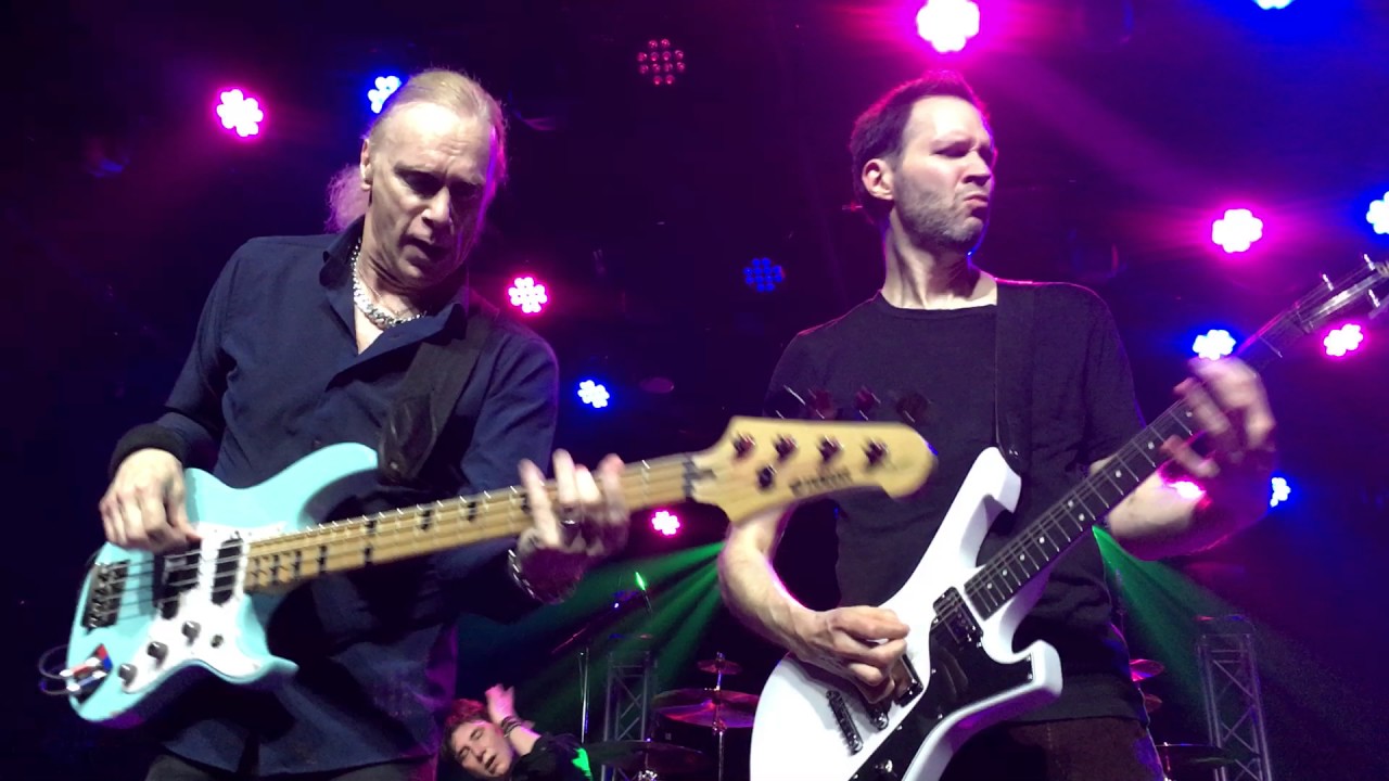 camera iphone 8 plus apk Mr Big Around The World The Rose Pasadena 6/24/2017