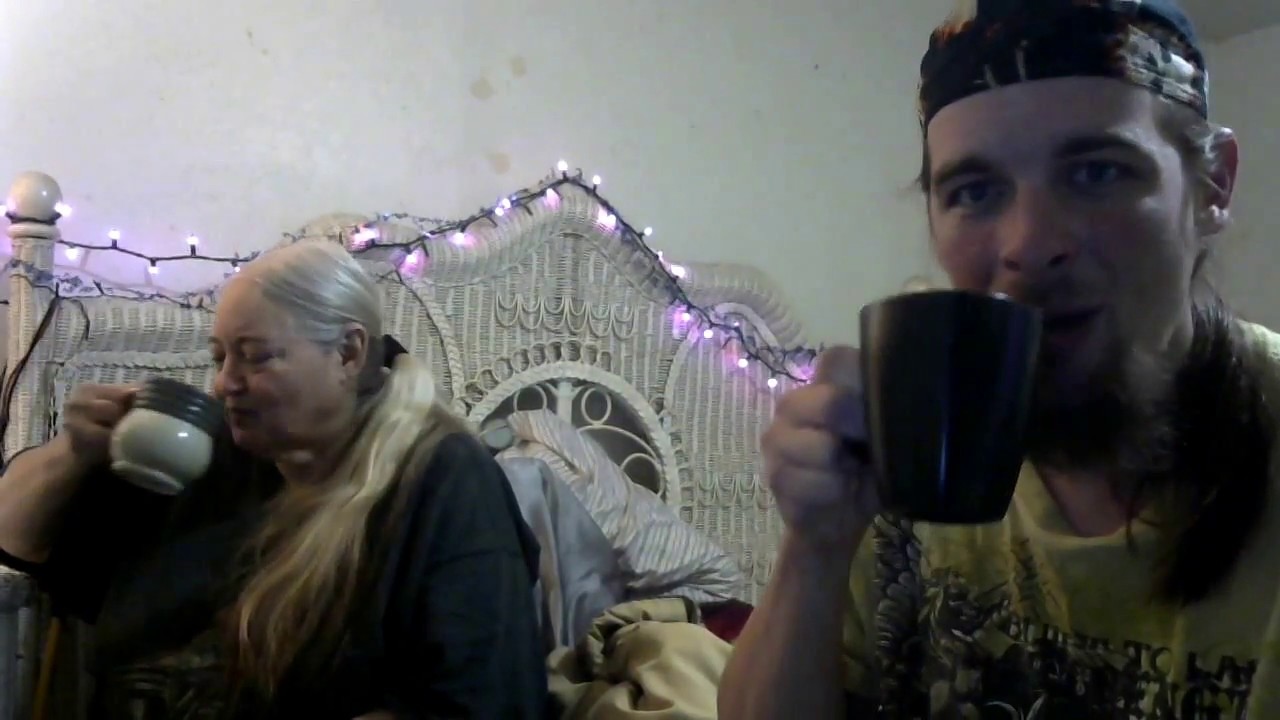 A Bud & A Bowl Show HD 420 PotCast Medical Girl Scout Cookies Dry Herb Vaporizer Vape Pen