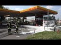 29.04.2019 - VN24 - Tankwagen rast in Dortmund auf B1 in Tankstelle - Feuerwehr legt Schaumteppich