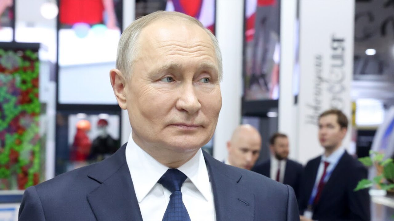Путин осмотрел экспозицию Дальнего Востока на выставке «Россия» на ВДНХ