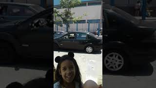 Olha a situação na porta da escola ines Rodrigues cesarotti já faz um ano , e não tomam providencia