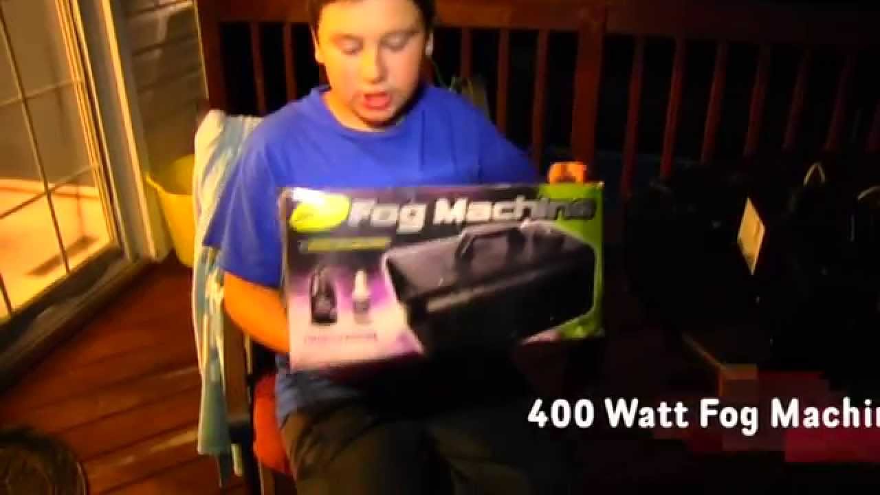 1 By One 400 Watt Fog Machine