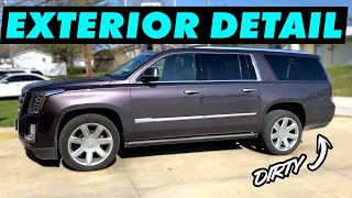 Dirty Cadillac Escalade - Exterior Detail