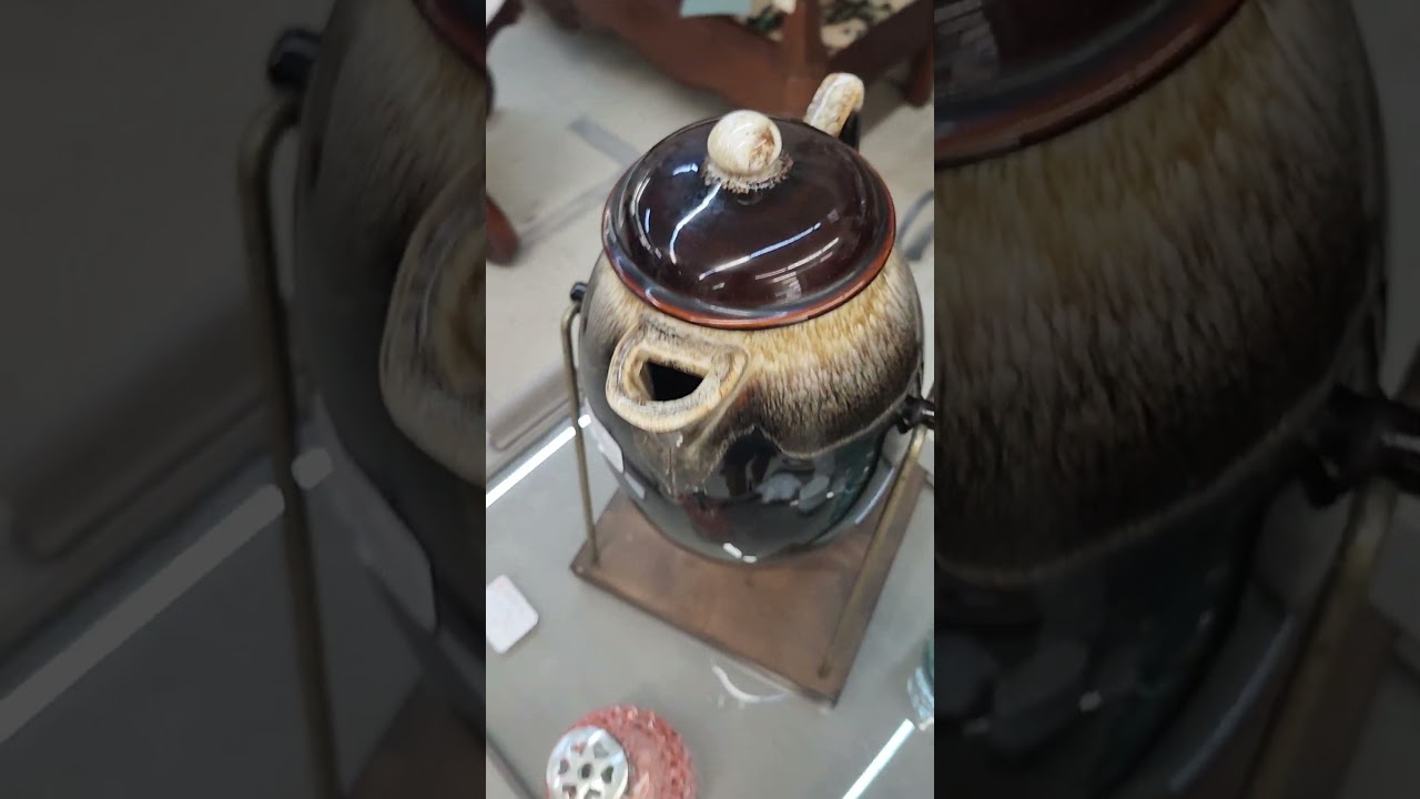 This Giant Teapot Looks so Cool 😎 