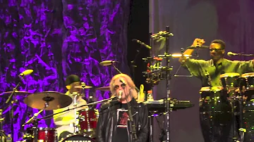 Kiss on My List - Hall & Oates Live 2013