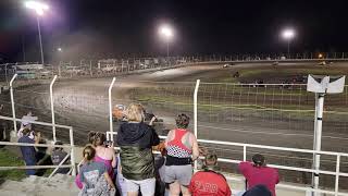 071021 NONWING FEATURE