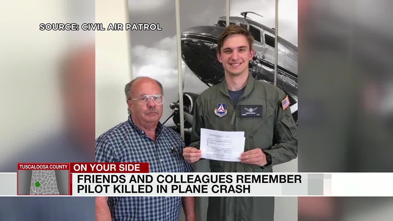 Friends and colleagues remember pilot killed in plane crash - YouTube