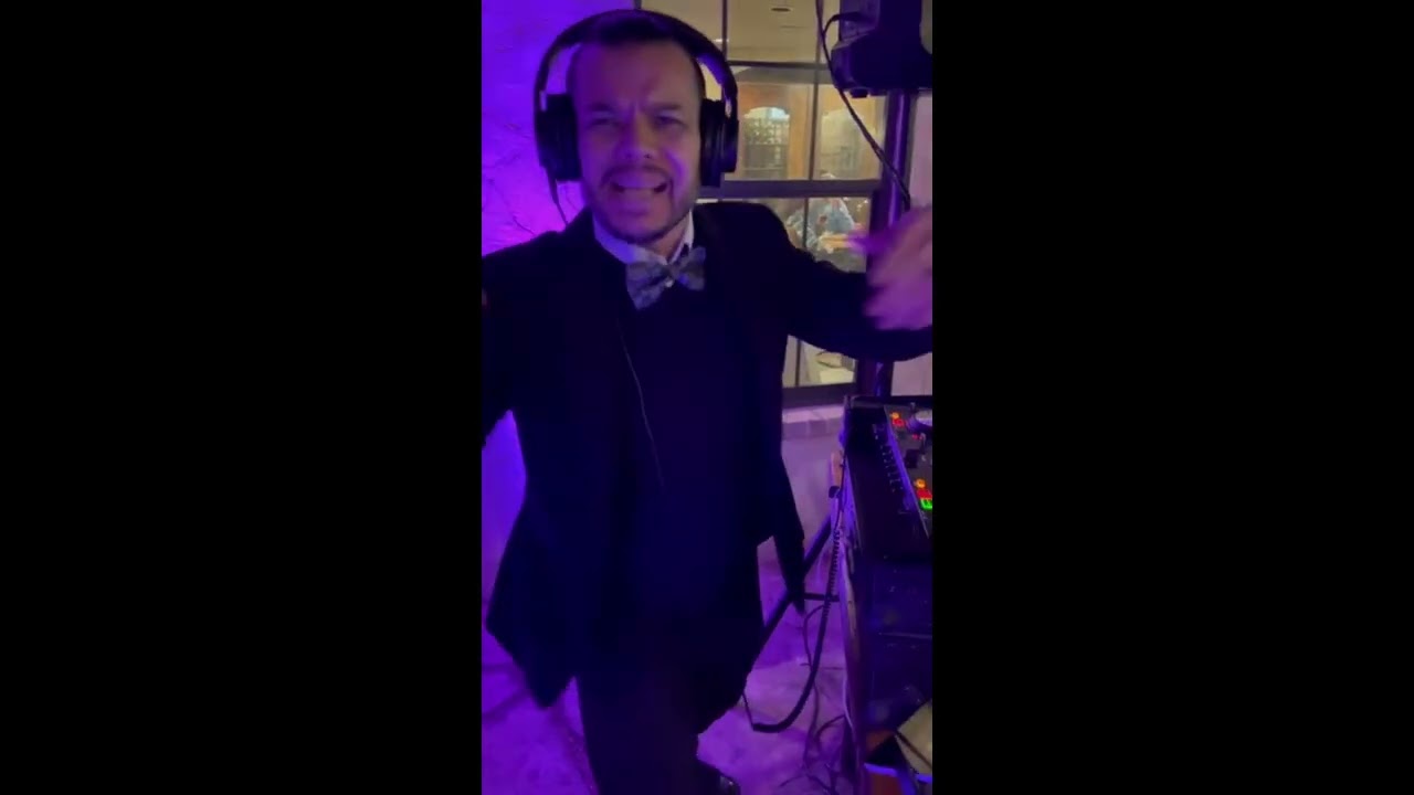 DEMO FOR ANY EVENT @haroldahuertas1 LIVE MUSIC & DJ SERVICES. 