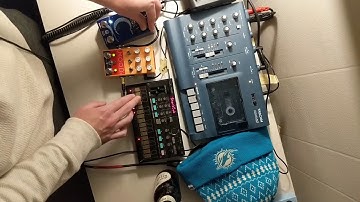 tape loop interlude / volca fm + walrus slo + chase bliss mood