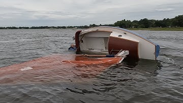 Scamps Capsize! - West Coast Trailer Sailing Squadron Safety and Capsize Clinic