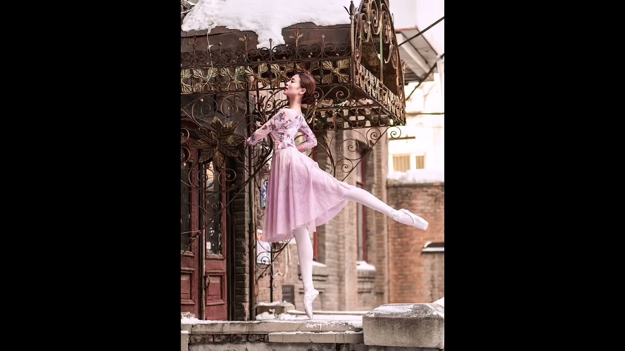 老宅里的精灵 因为热爱所以坚持 摄影约拍 舞蹈机构 Yoga瑜伽 大长腿 城市旅拍 舞蹈课堂 Youtube