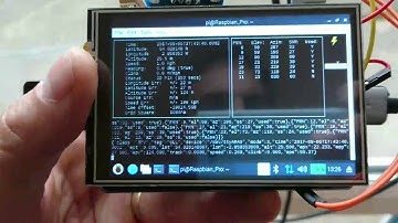 Raspbian Jessie, Pi 2, 3.5"LCD, UBLOX neo6m GPS Module, running GPSD