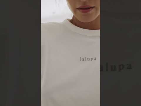 Video: CM6368 Bawełniana koszulka nocna z nadrukiem - ecru