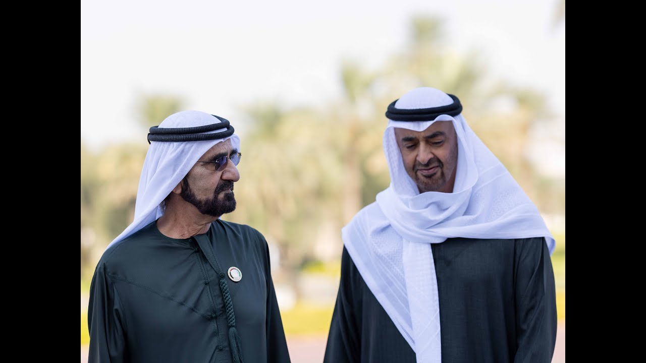 بحضور رئيس الدولة، محمد بن راشد يلتقي الوزراء السابقين والحاليين ممن شاركوا سموه مسيرة العمل الحكومي