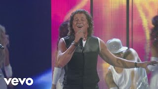 Carlos Vives - El Mar de Sus Ojos (Premios Juventud 2014) ft. ChocQuibTown Resimi