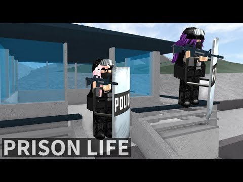 We Suit Up In Riot Gear And Join The Swat Team Roblox Prison Life Youtube - janet and kate roblox prison life