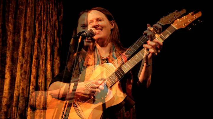 Jen Hajj LIVE @ Expressions in Nelson