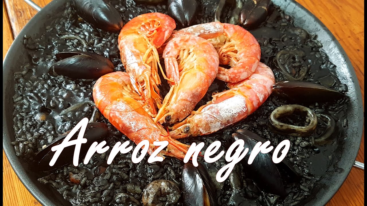 Como hacer arroz negro con marisco paella fácil y buenísima YouTube