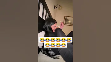 صديقتي تبوس رجلي Shorts 