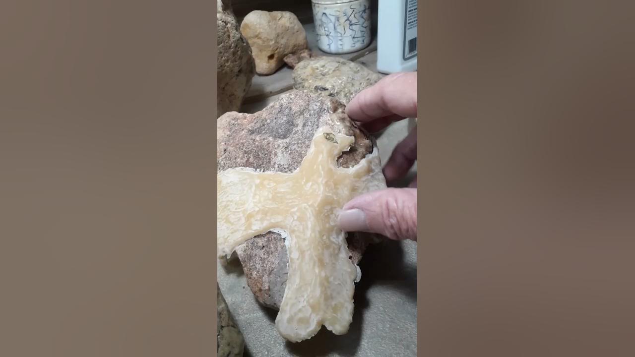 Portable rock art.. what is rock art.. YouTube