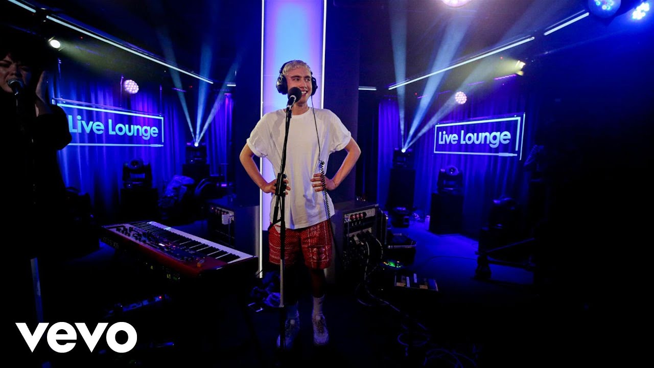 Years & Years – Earned It (The Weeknd cover in the Live Lounge)