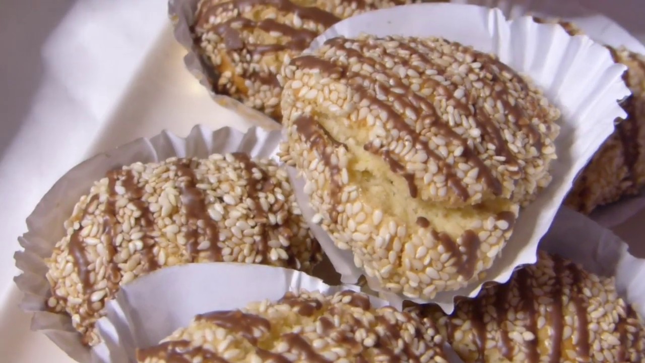 حلوة جافة و اقتصادية بالجلجلان بالزيت بدون زبدة و بنتها ولا اروع