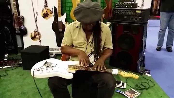 Regi Wooten plays Van Halen Jump. Crazy 2 handed t...