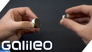 Was geschieht wenn man zwei Magnete aneinander hält?