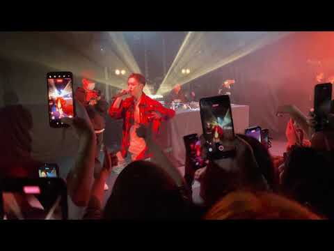 BLOO 블루 in Paris 211206 - Get money I love it 4K