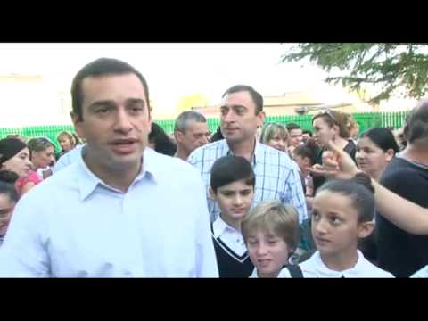 ირაკლი ალასანიამ მოსწავლეებს სასწავლო წლის დაწყება მიულოცა