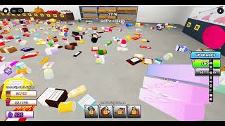 today im going to be cleaning a supermarket in roblox (sorry for cut of at the end ) screenshot 5
