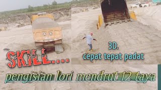 proses pengisian dump truk atau lori mendrut malaysia