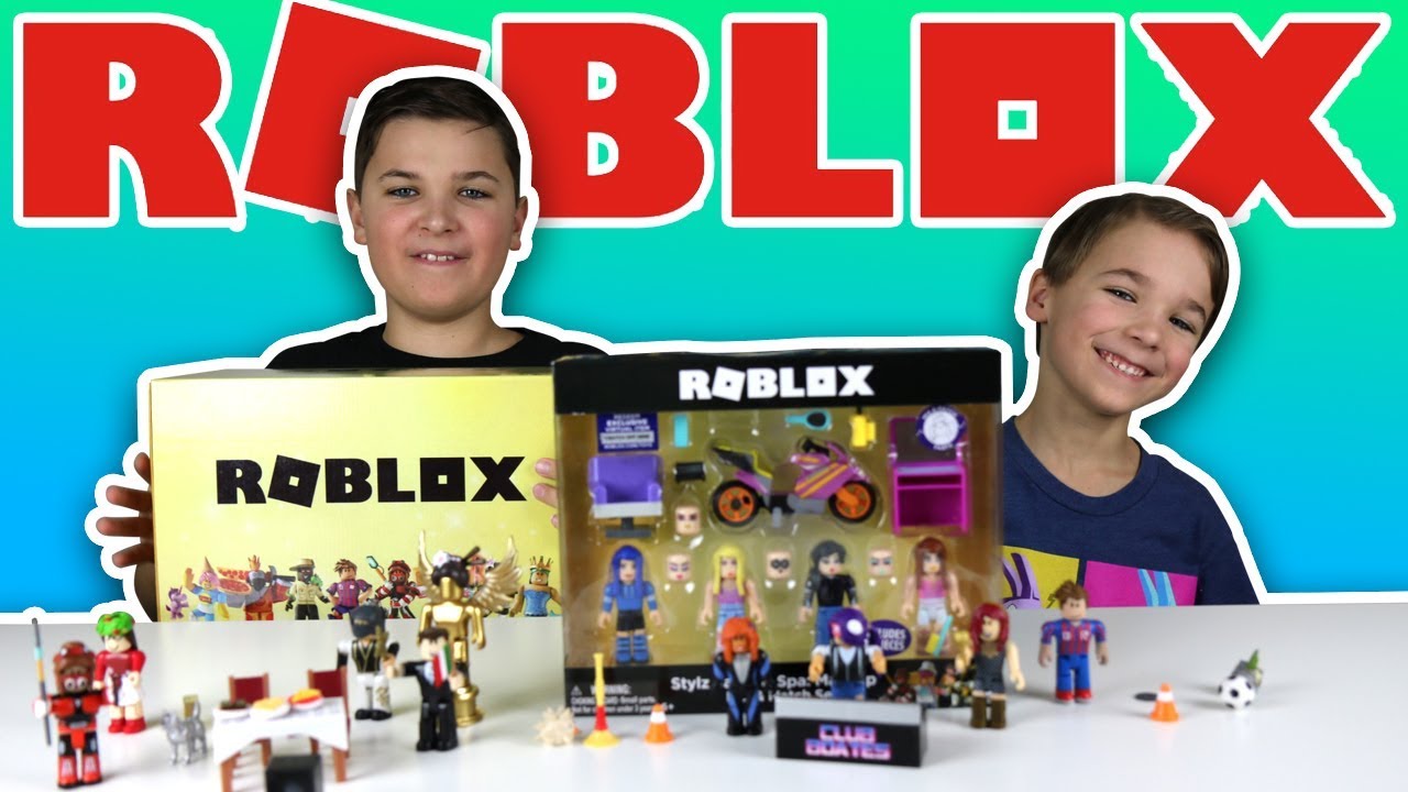 Unboxing New Roblox Toys Youtube - roblox toy unboxing