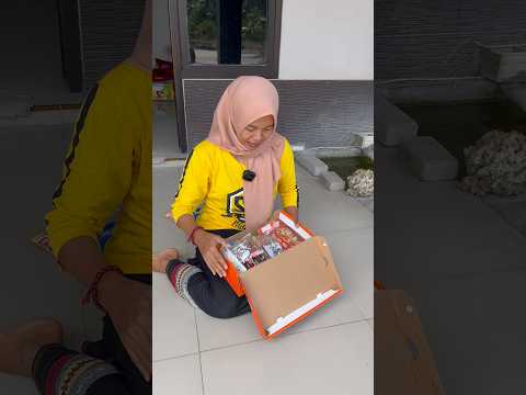 Menemukan kardus berisi mercon #ramadhan #puasa #mercon