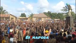 WATU WAVUA MASHIT NA KUTUPA MBALI DJ MAPODA ALETA BALAA