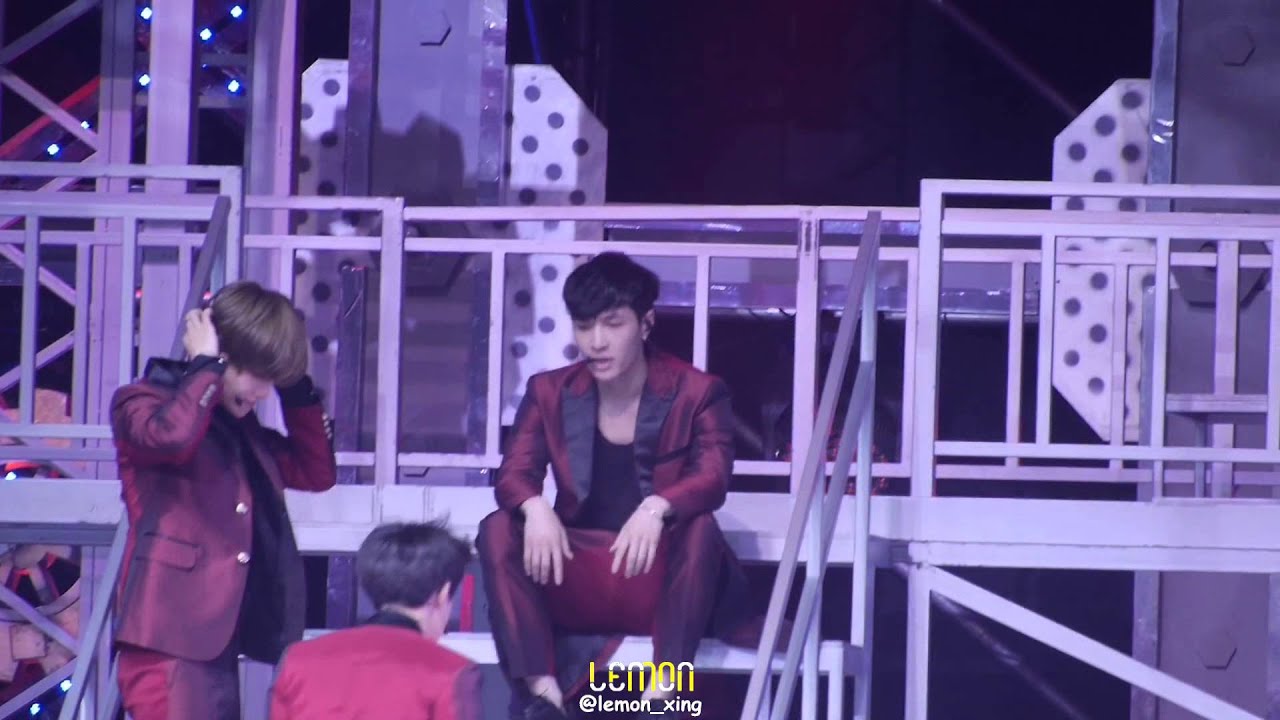 150530 EXO'luXion in Shanghai Lay focus 09 EXOdus