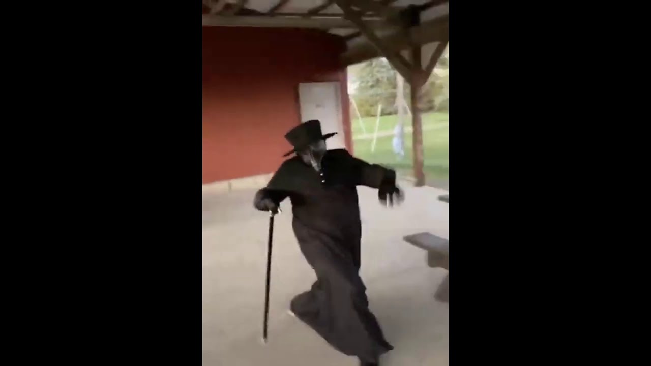 Scp 049 Has Breached Containment Youtube Scp 049 Has Breached Containment Youtube