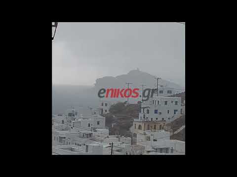 enikos.gr - Κακοκαιρία στην Τήνο - Καταιγίδα με βροντές