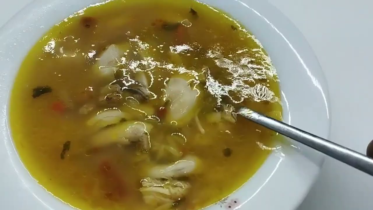 TAVUK SUYU ÇORBASI NASAIL YAPILIR Özgün Şef yemek tarifleri TAVUK SUYU ÇORBASI NASAIL YAPILIR Özgün Şef yemek tarifleri