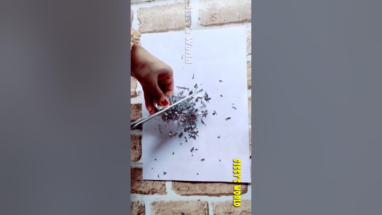 Homemade glitter/How to make glitter at home/Easy Inexpensive Glitter😱