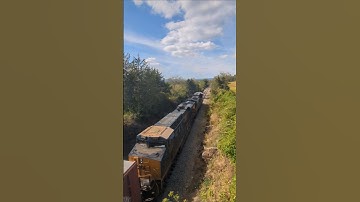 CSX Hanover sub local L 137 leaving Gettysburg