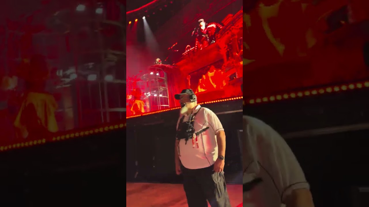 LADY GAGA SYDNEY - MAYHEM BALL TOUR OPENING. (Bloody Mary - Abracadabra - Judas - Aura - Scheiße) 