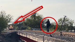 Subway Surfers en la vida real! Idiot4 arriesga su vida en puente del tren! Intenso mov trenes KCSM