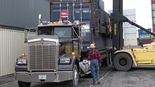 Jan Hauling on I-5