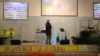 Iglesia Renacer Dios de Pactos celebración juvenil 01/01/2012.wmv