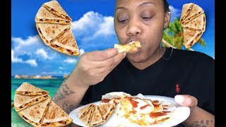 CHICKEN QUESADILLA MUKBANG + STORY TIME!!!